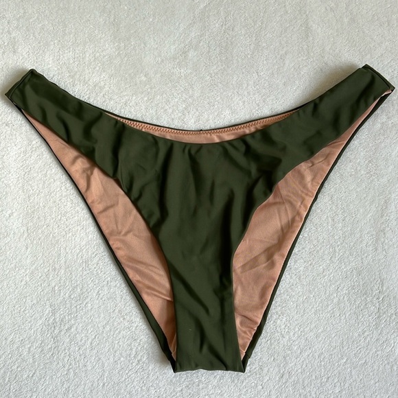 J. Crew Other - J.Crew Women’s Curved Waist Cheeky Fit Bikini Bottoms Size Small